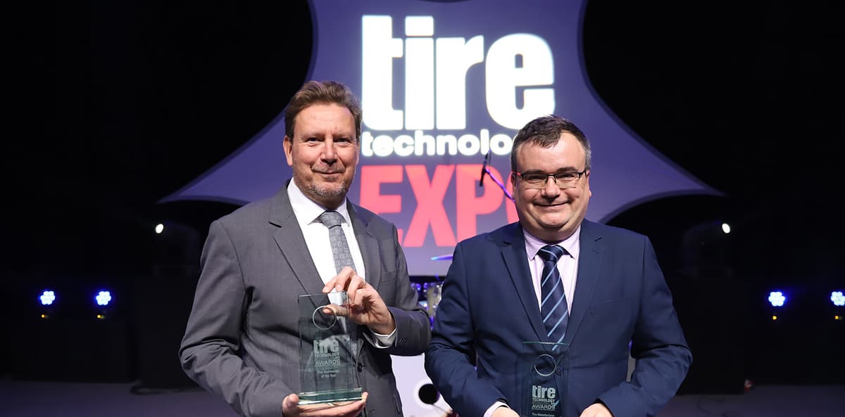 Награды Innovation Award и Tire Manufacturer of the Year